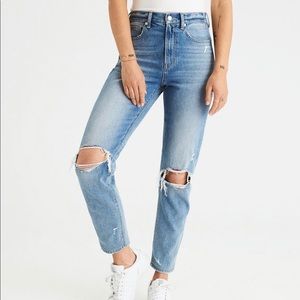 American Eagle Mom Jean